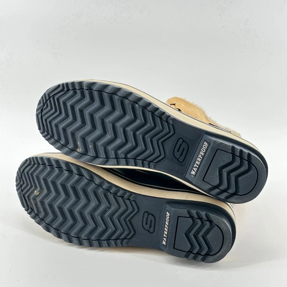 Skechers Outdoor Duck Boots‎ Womens 7.5 Tan Navy Waterproof Thinsulate